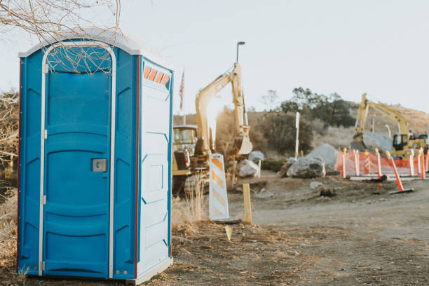 Best Construction site porta potty rental  in Warren, IN