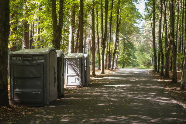 Best Portable restroom trailer rental  in Warren, IN