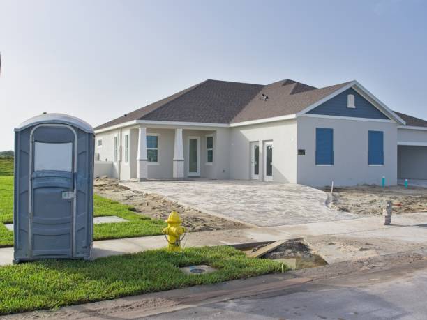 Best Portable bathroom rental  in Warren, IN